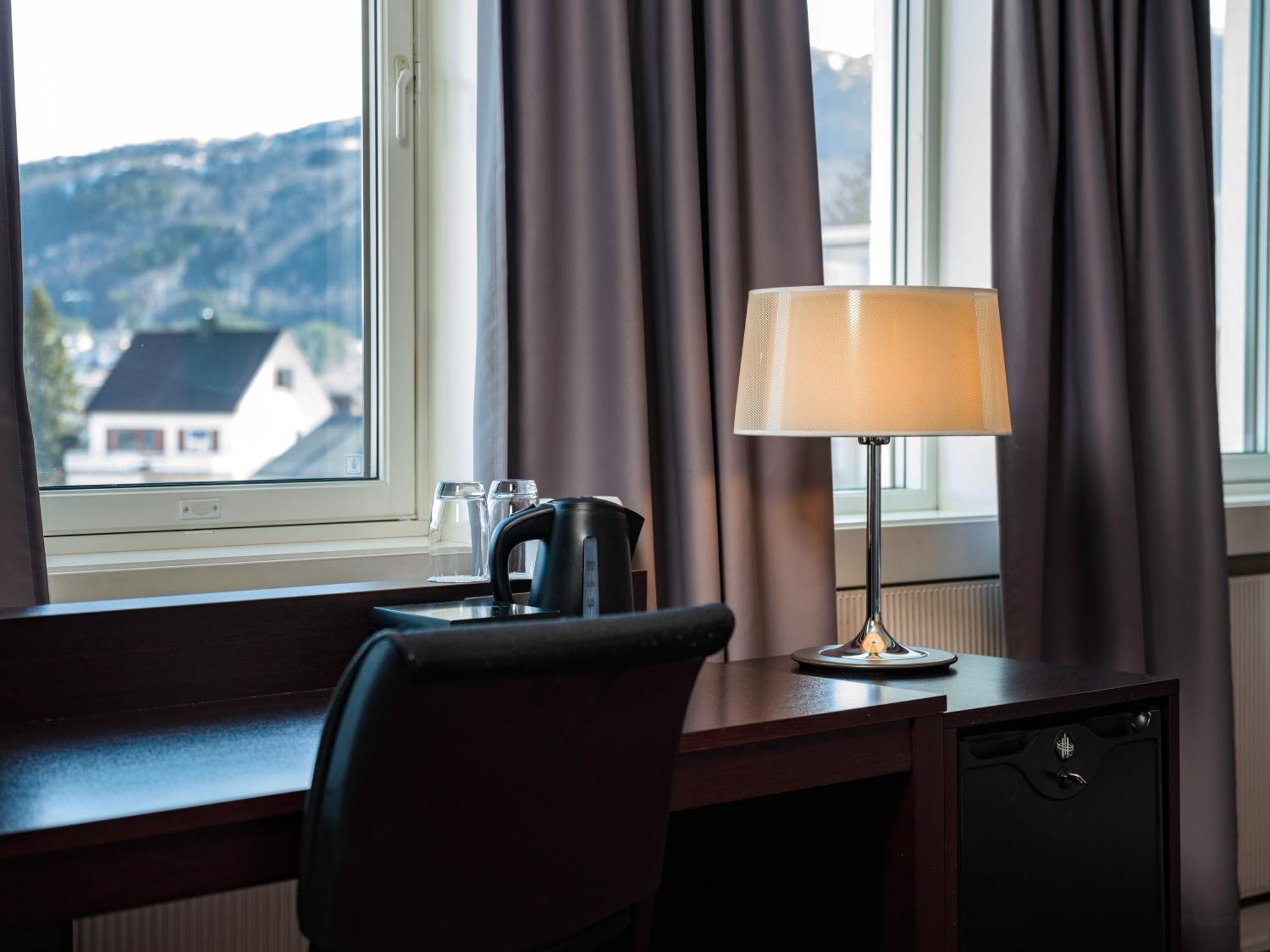 Quality Hotel Grand Royal Нарвік Екстер'єр фото